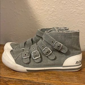 Rocket Dog Gray and white size 8 buckle shoes